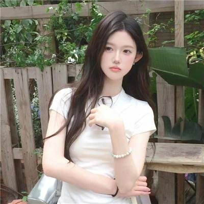 她和她的她